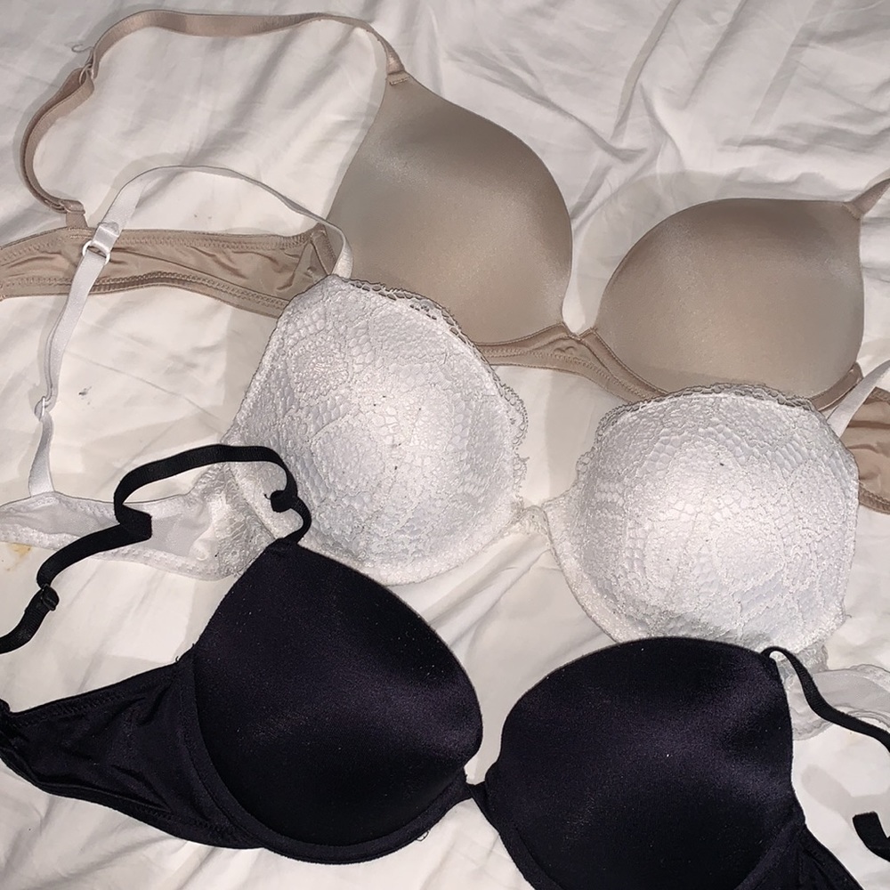 La Senza Set Of 3 Bras (32C)